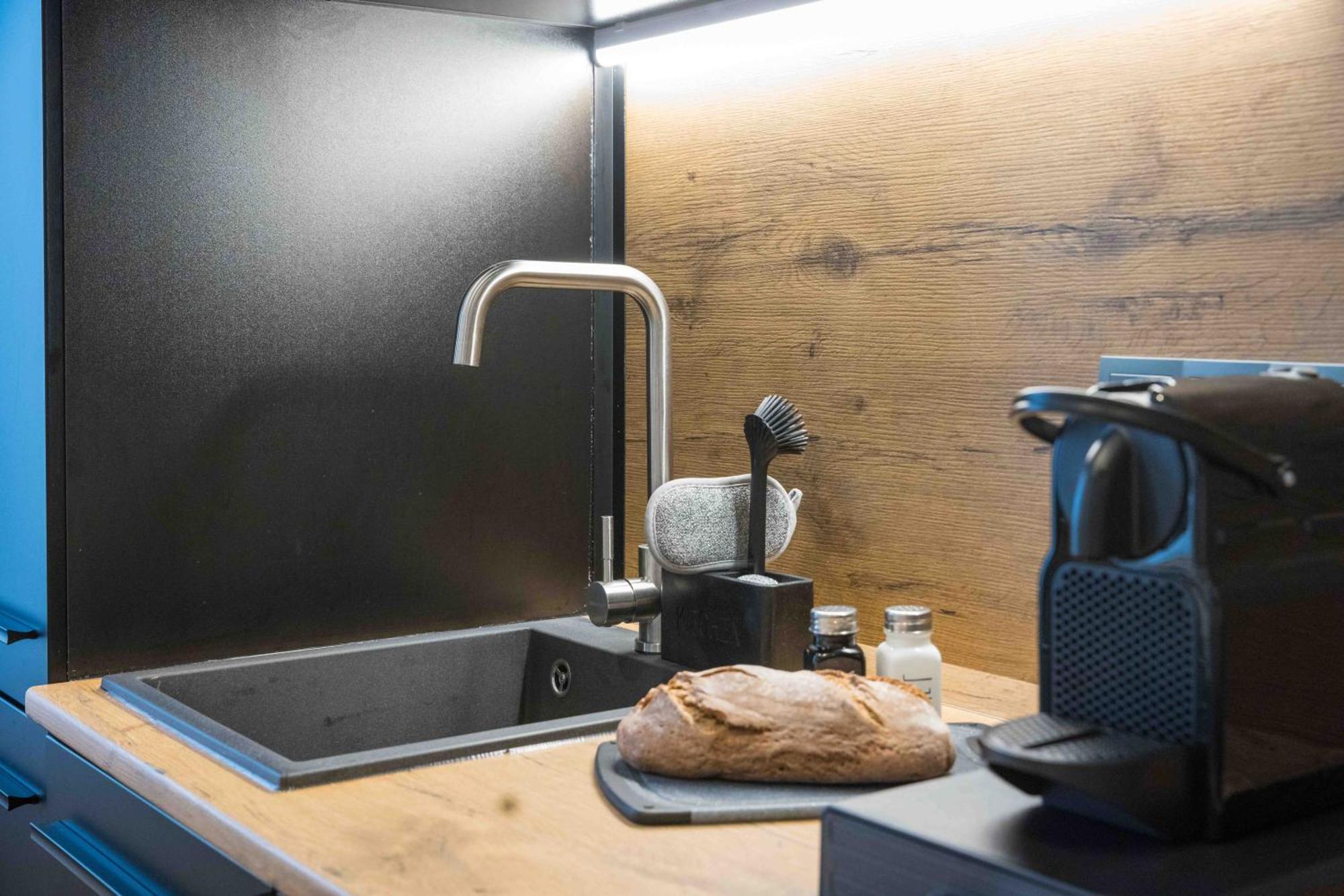 Schillerapartment Hof, Kueche, 24H Digital-Checkin, Parkplatz, Wlan250Mbit Хоф Екстериор снимка