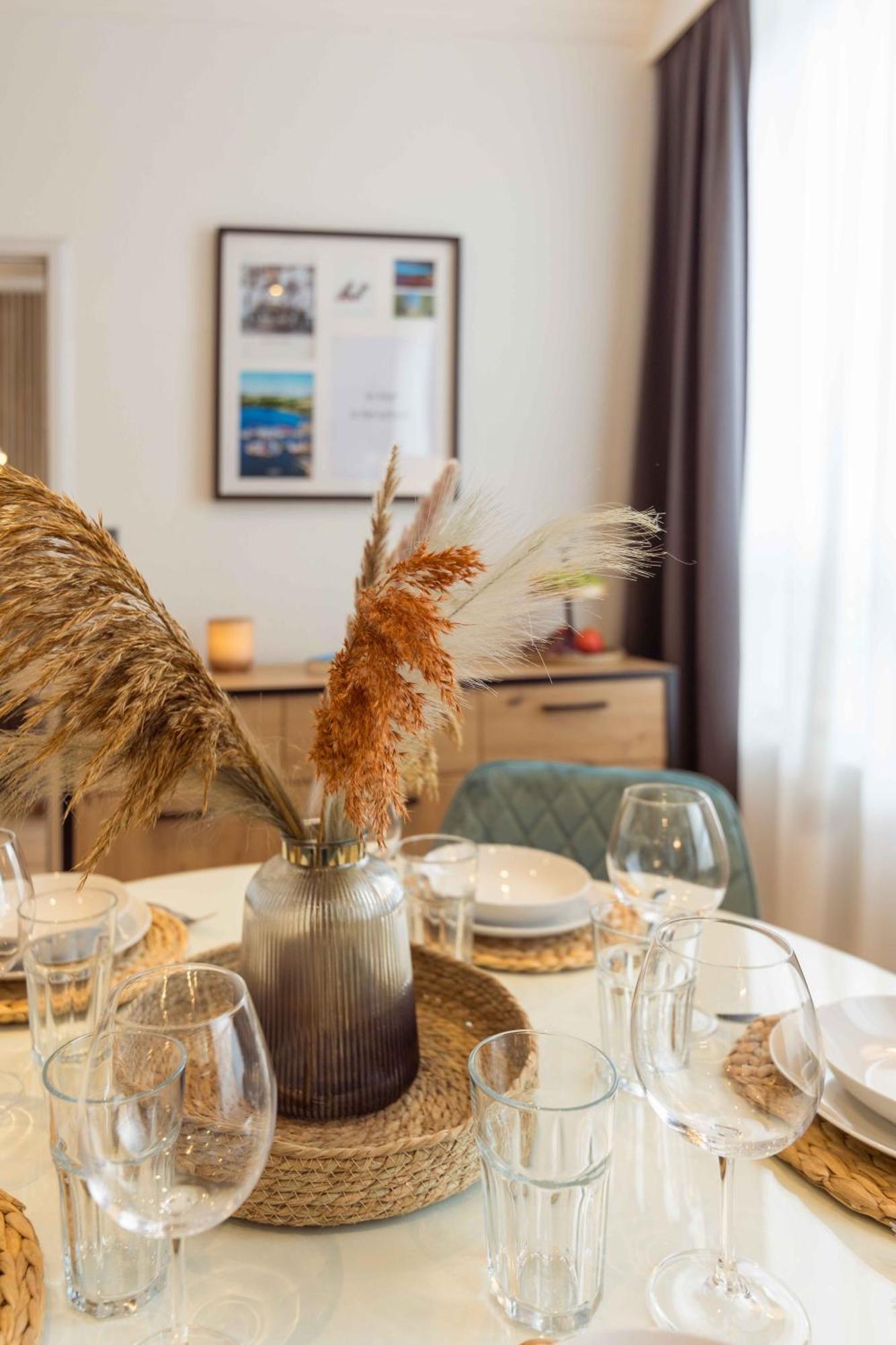 Schillerapartment Hof, Kueche, 24H Digital-Checkin, Parkplatz, Wlan250Mbit Хоф Екстериор снимка