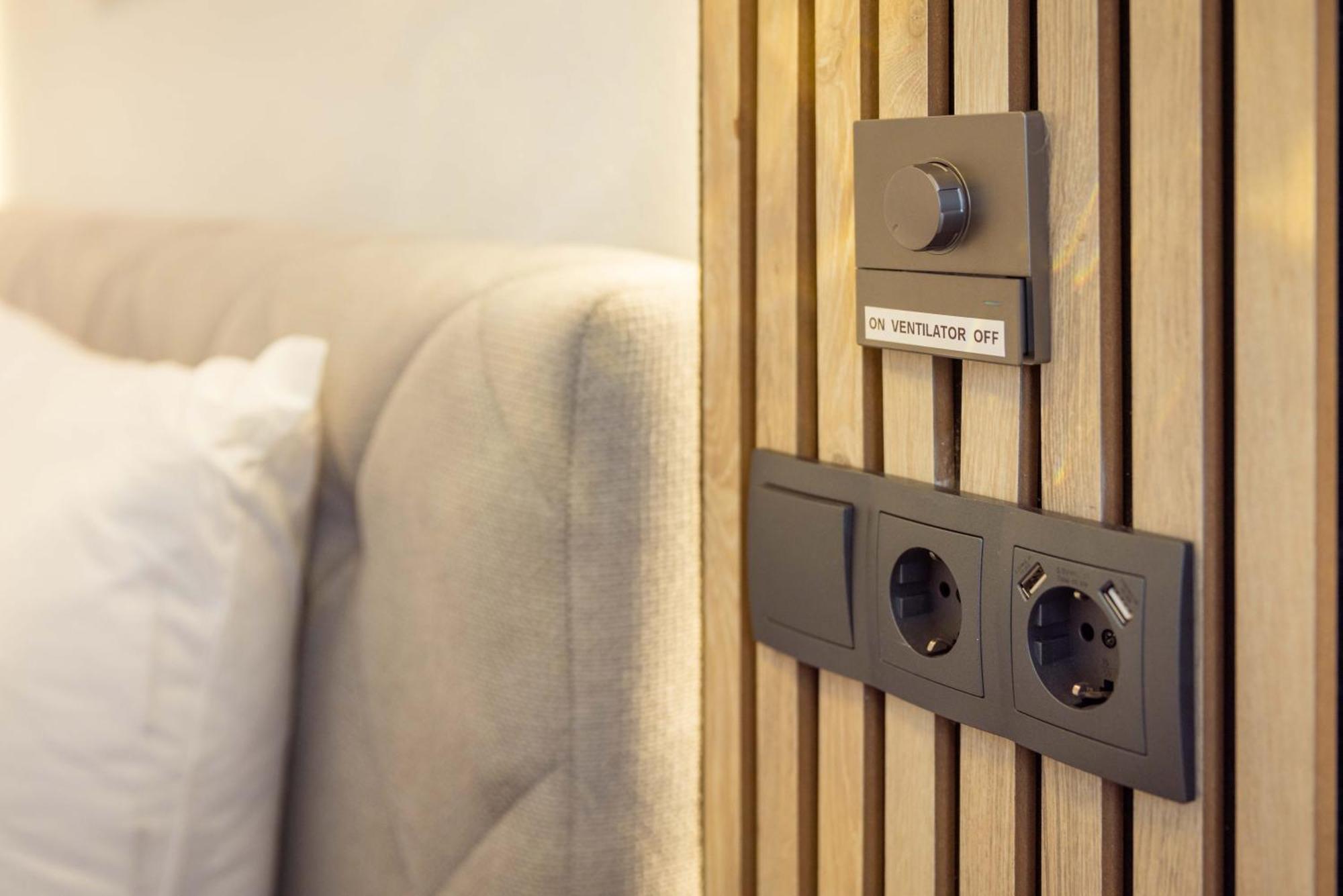 Schillerapartment Hof, Kueche, 24H Digital-Checkin, Parkplatz, Wlan250Mbit Хоф Екстериор снимка