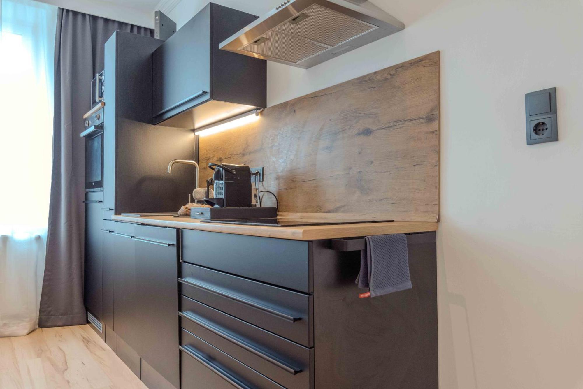 Schillerapartment Hof, Kueche, 24H Digital-Checkin, Parkplatz, Wlan250Mbit Хоф Екстериор снимка